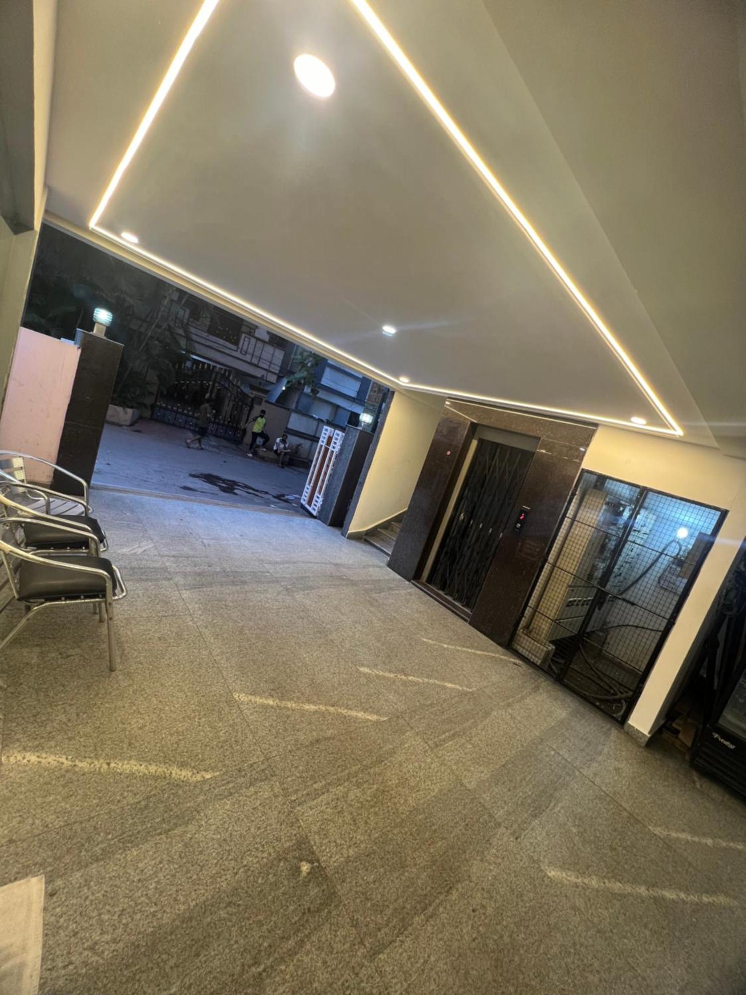 Da Lara Suites Kondapur  Buitenkant foto