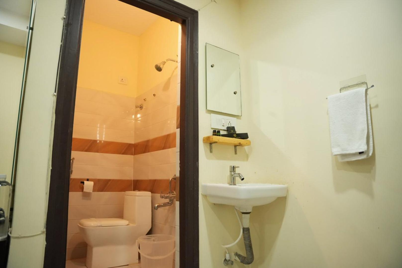 Da Lara Suites Kondapur  Buitenkant foto