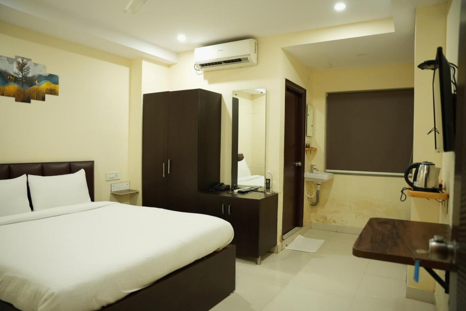 Da Lara Suites Kondapur  Buitenkant foto