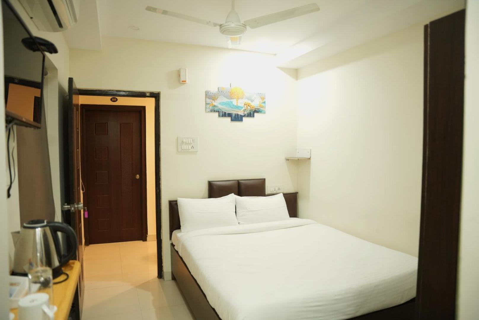 Da Lara Suites Kondapur  Buitenkant foto
