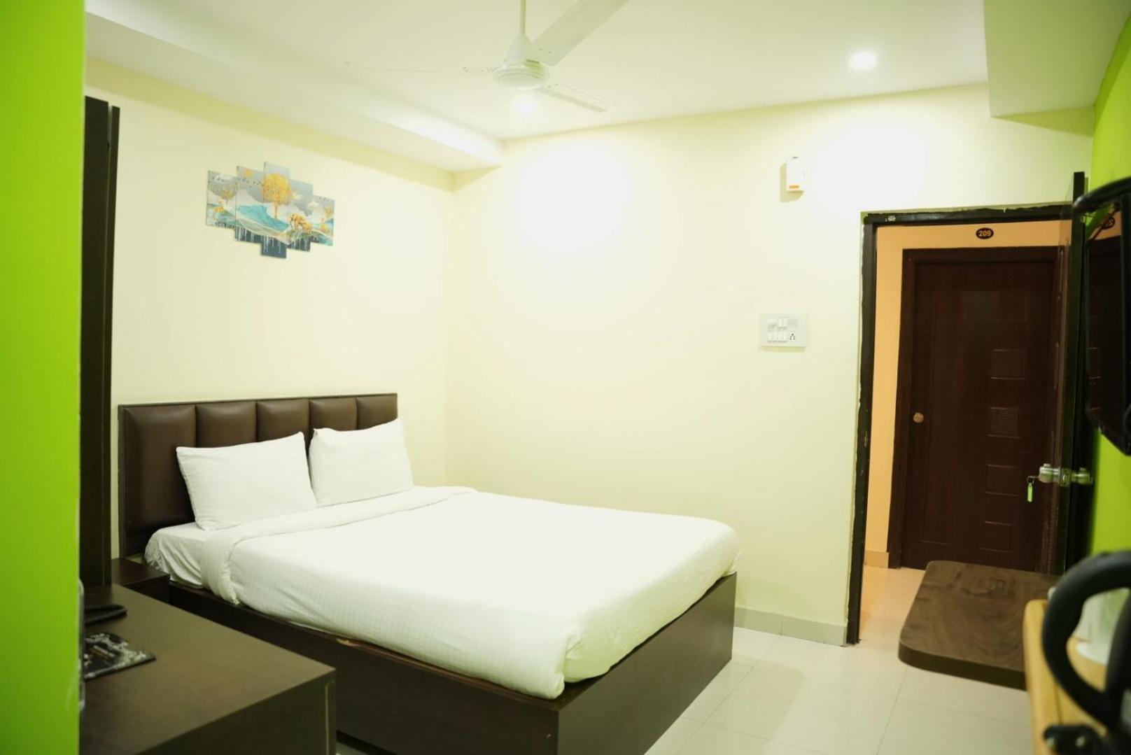 Da Lara Suites Kondapur  Buitenkant foto