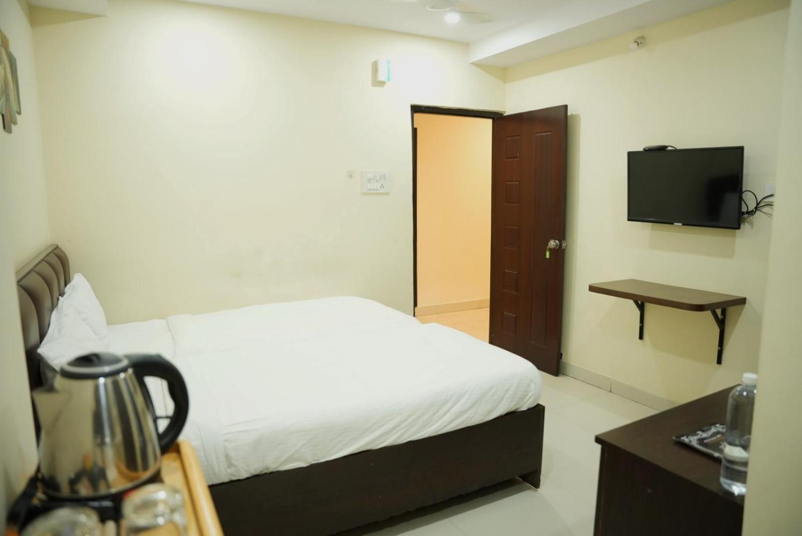 Da Lara Suites Kondapur  Buitenkant foto