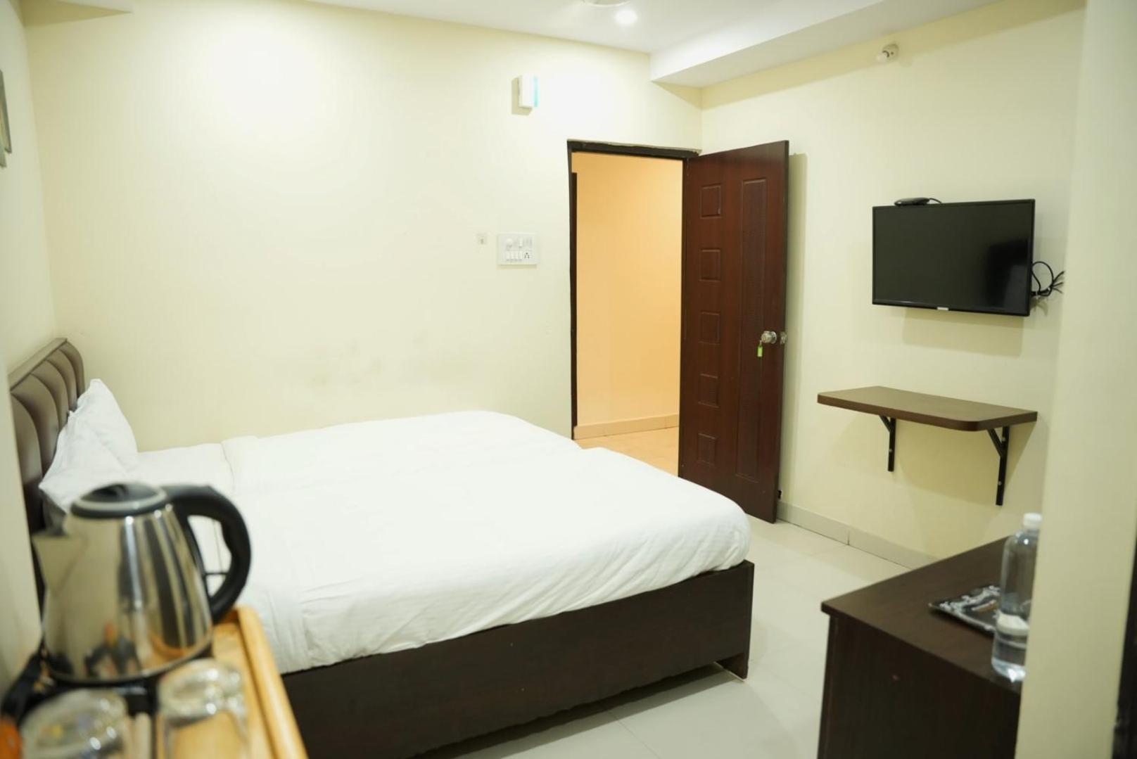Da Lara Suites Kondapur  Buitenkant foto