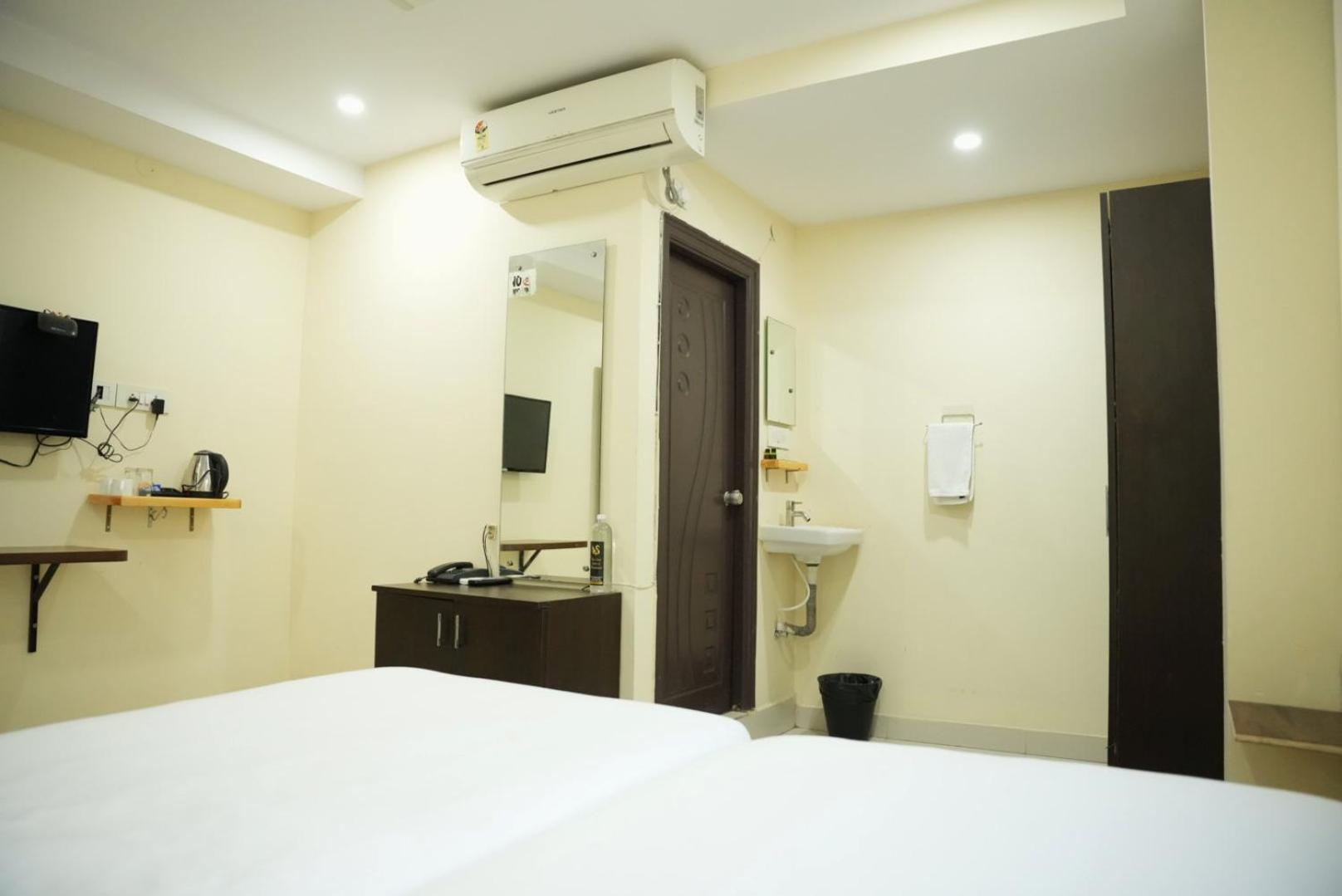 Da Lara Suites Kondapur  Buitenkant foto